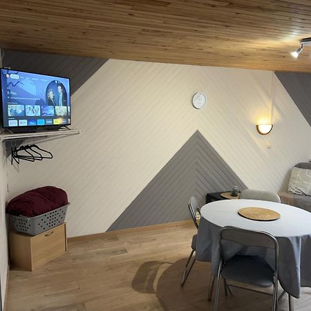 Апартаменти Au Bouquet Troyen - Wifi - Calme Et Tranquillite Труа Екстер'єр фото