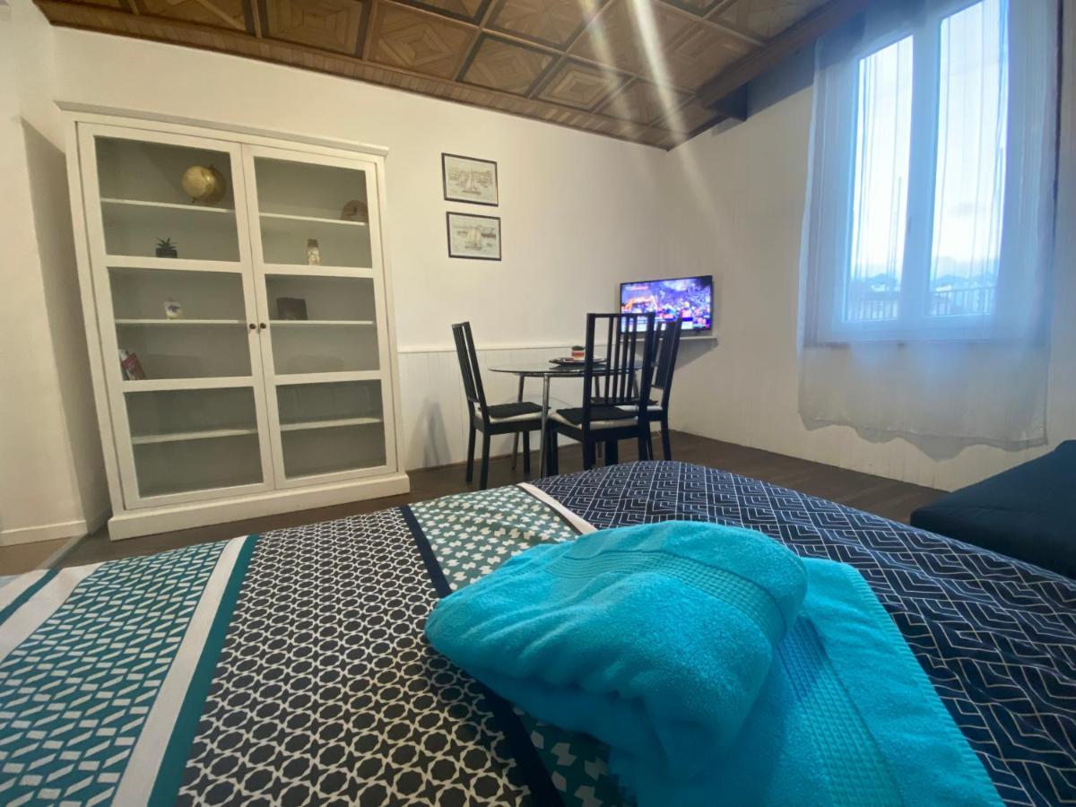 Апартаменти Au Bouquet Troyen - Wifi - Calme Et Tranquillite Труа Екстер'єр фото
