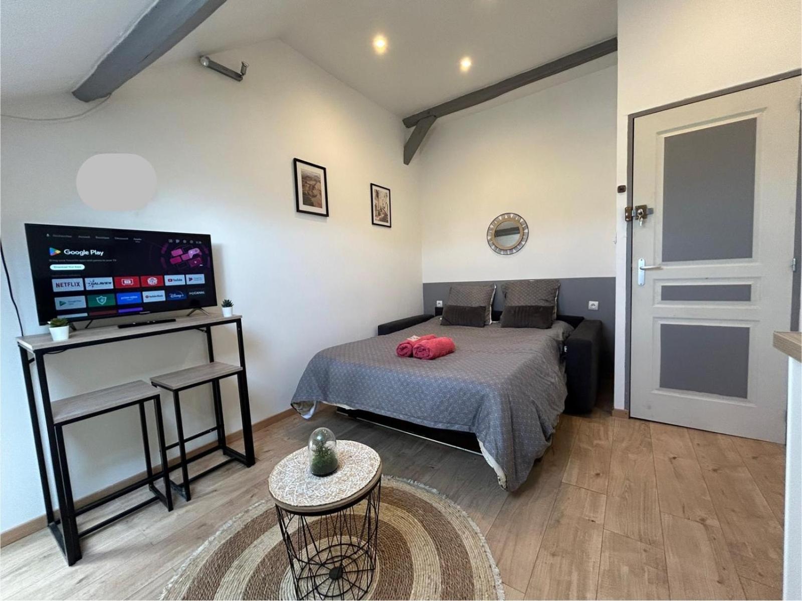 Апартаменти Au Bouquet Troyen - Wifi - Calme Et Tranquillite Труа Екстер'єр фото
