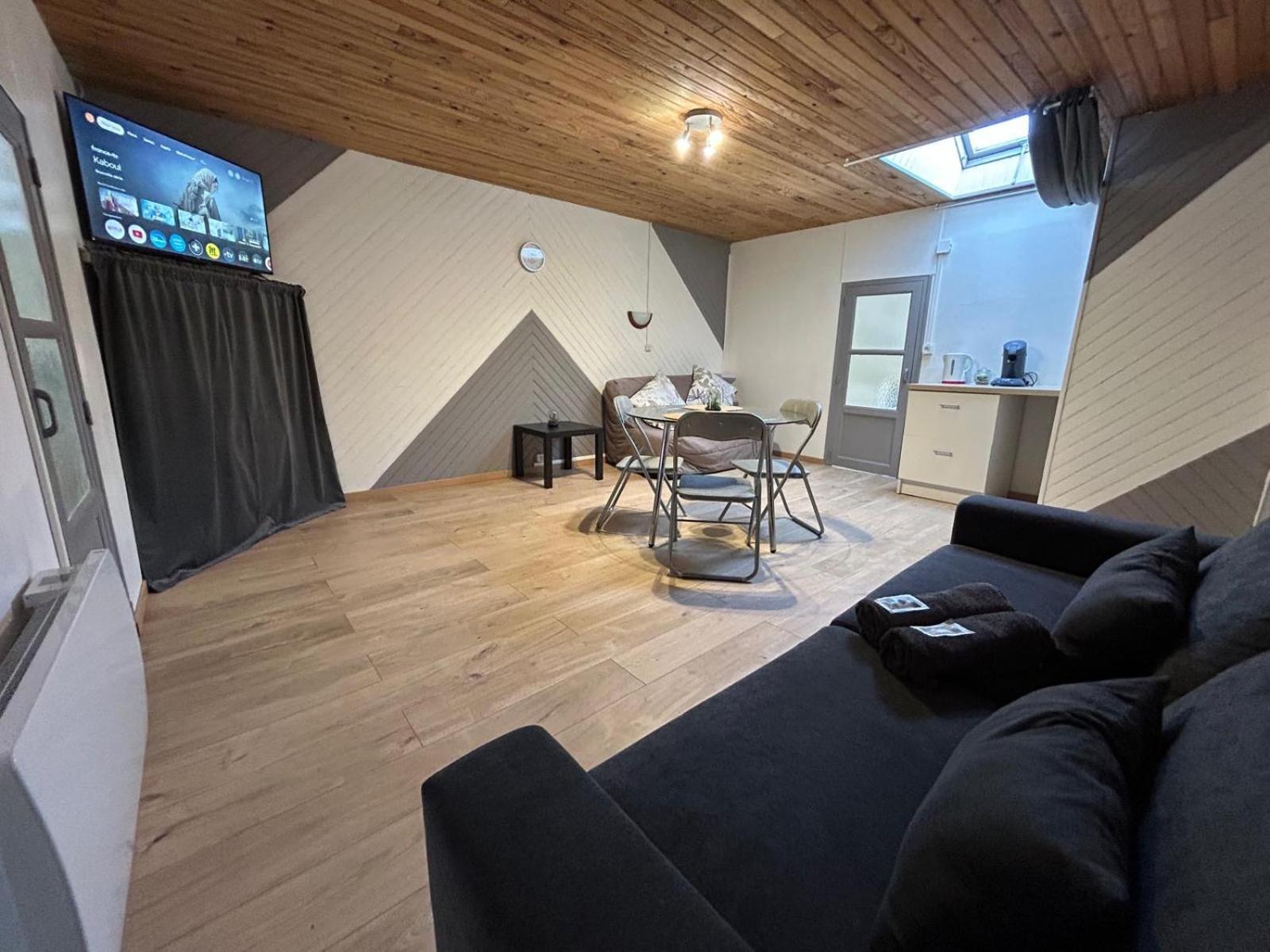 Апартаменти Au Bouquet Troyen - Wifi - Calme Et Tranquillite Труа Екстер'єр фото